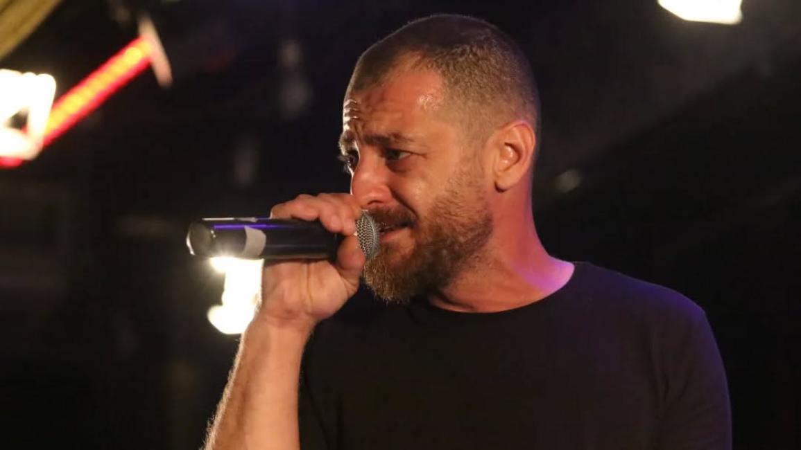 توقيف المغني اللبناني جعفر الطفار بسبب مقطع ينتقد فيه عون وسلام