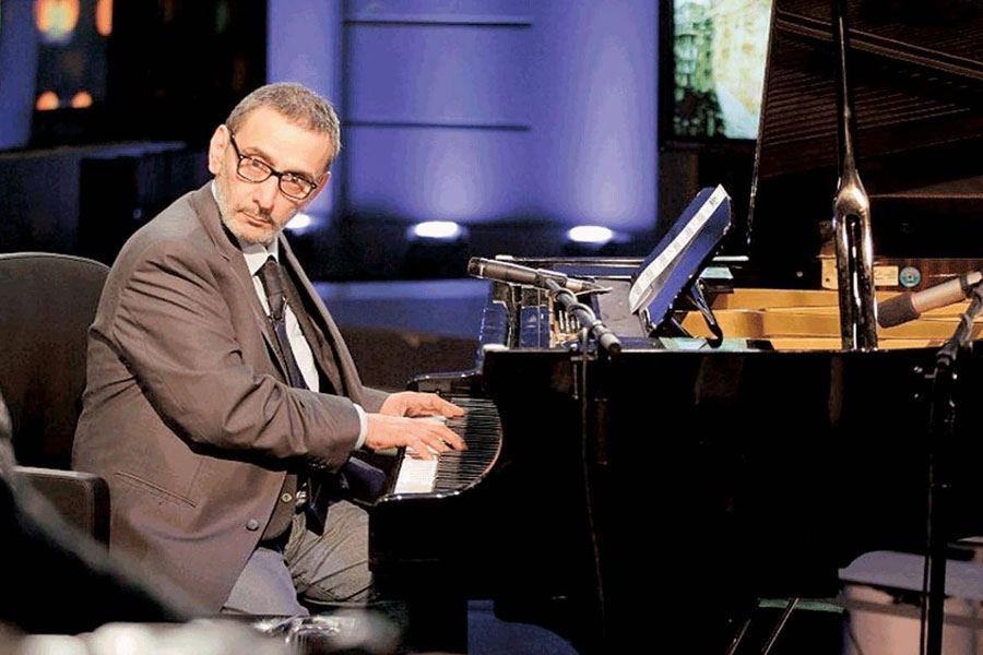 زياد الرحباني.. وحده نسيج السيمفونية الأرقى